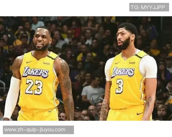 湖人队勒布朗·詹姆斯透露了他对克里斯·保罗退役的祝福